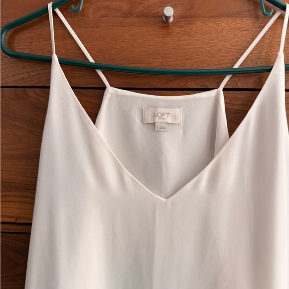 LOFT Women's White Chiffon Camisole White V-neck Size L - Picture 3 of 7